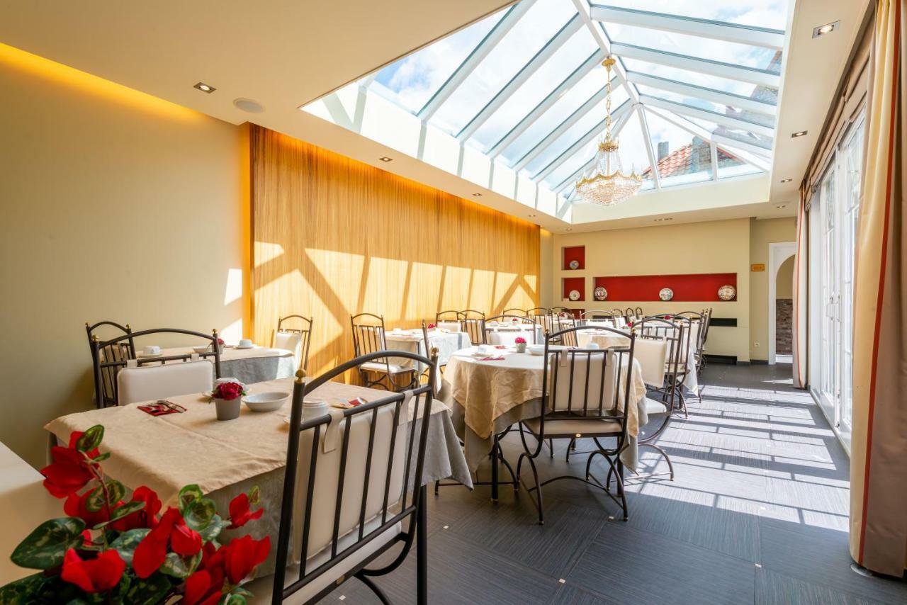 The Black Swan Hotel بروج المظهر الخارجي الصورة