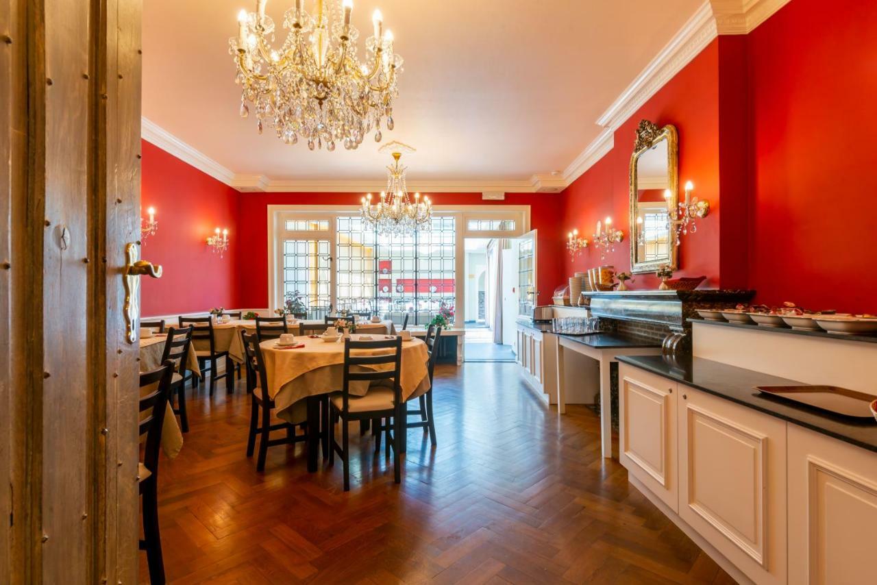 The Black Swan Hotel بروج المظهر الخارجي الصورة